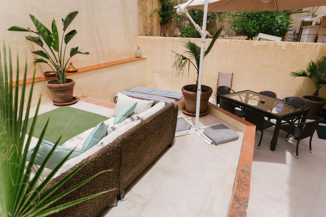 شقة Ambb-Private Patio-Steps Away From Old Town مالقة المظهر الخارجي الصورة