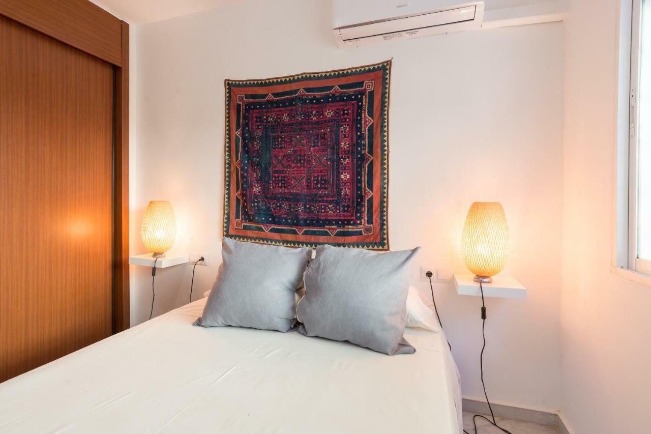 شقة Ambb-Private Patio-Steps Away From Old Town مالقة المظهر الخارجي الصورة