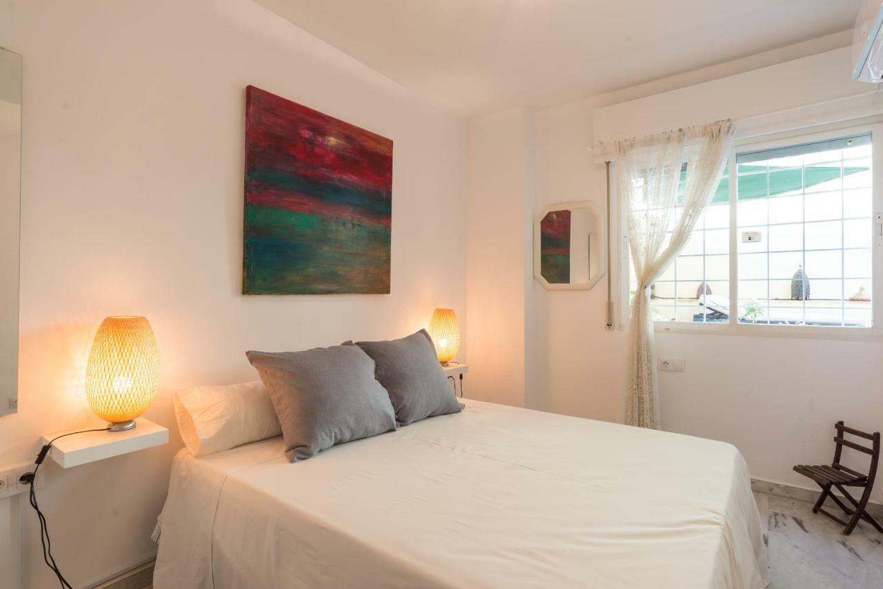 شقة Ambb-Private Patio-Steps Away From Old Town مالقة المظهر الخارجي الصورة
