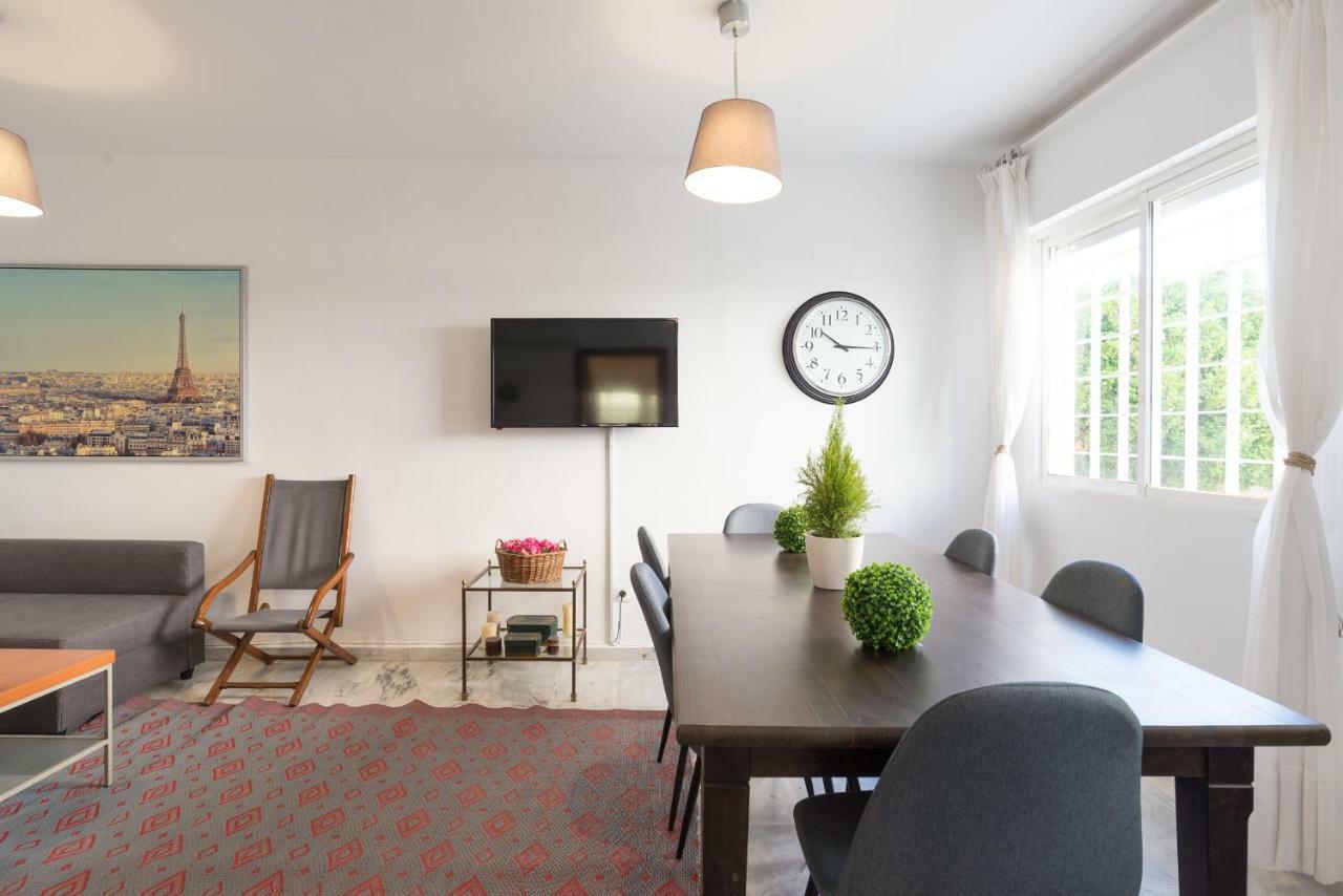 شقة Ambb-Private Patio-Steps Away From Old Town مالقة المظهر الخارجي الصورة